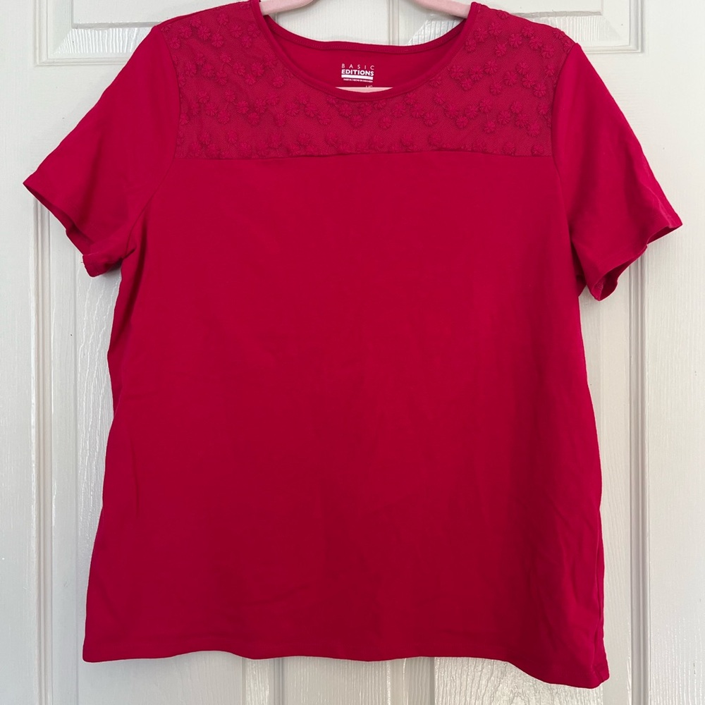 Basic Editions Women's Magenta Short Sleeve Top with Floral Accents Large